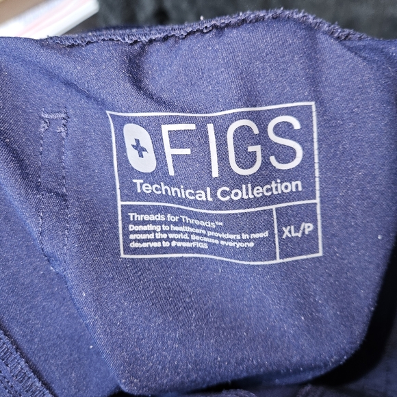 Navy Figs Scrub Set - Picture 2 of 5